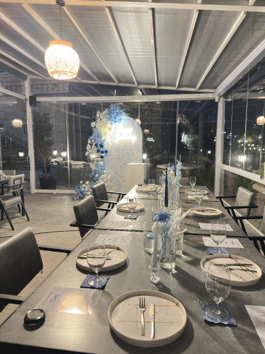 عکس کافه رستوران بل وو