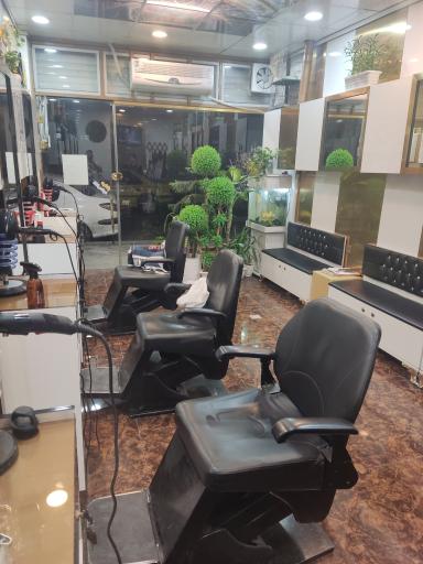 عکس پیرایش فرشید