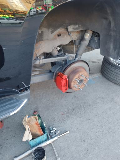 عکس چکاپ جلوبندی پلوس ترمز و لنت خانیان