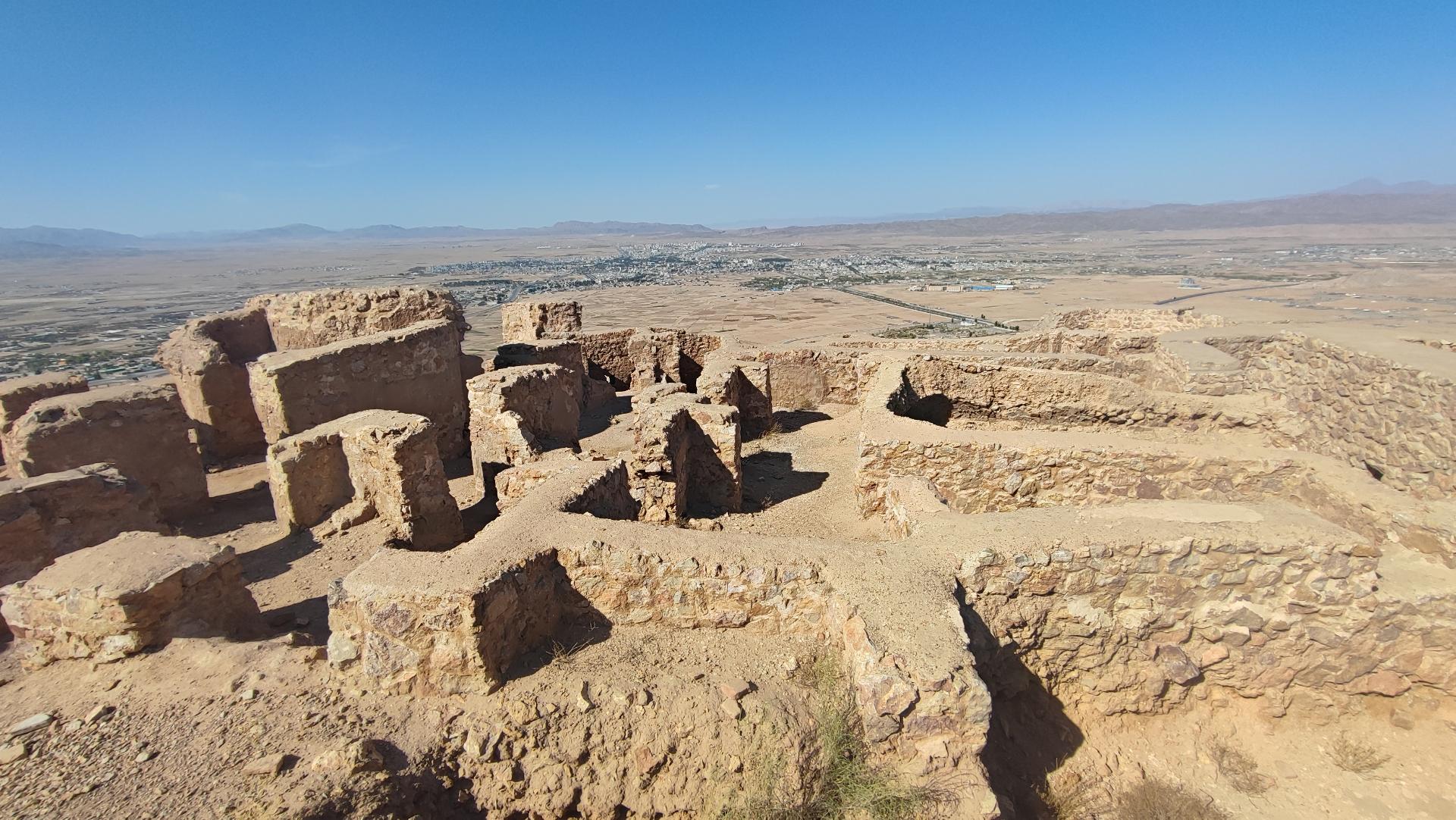 عکس قلعه کوه قاین