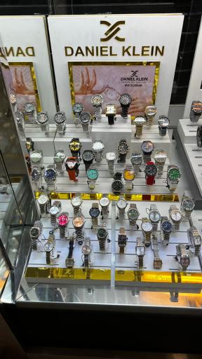 عکس گالری ساعت زمان ایران