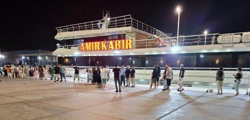 عکس کشتی تفریحی امیرکبیر