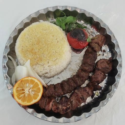 عکس رستوران دهکده