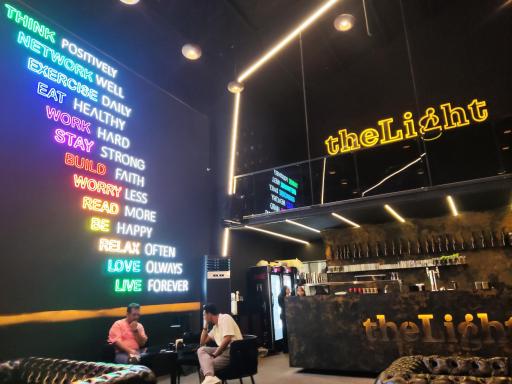 عکس کافه رستوران د لایت