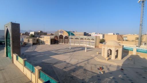 عکس آرامگاه مهدی آذر یزدی