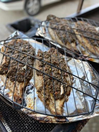 عکس رستوران و بیرون بری ماهرویان