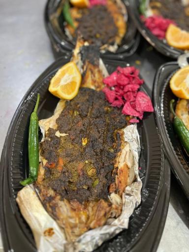 عکس رستوران و بیرون بری ماهرویان