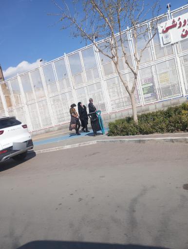 عکس زمین چمن مصنوعی رضوان