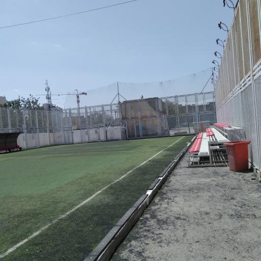 عکس زمین چمن مصنوعی رضوان