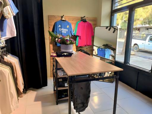 عکس پوشاک ارس