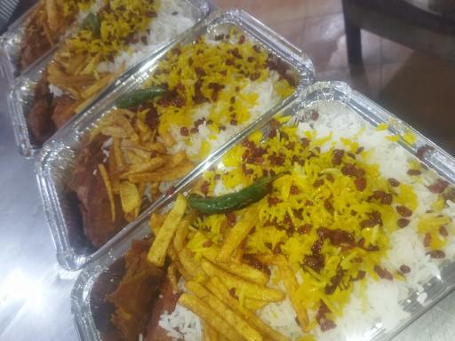 عکس آشپزخانه و غذای پانیذ