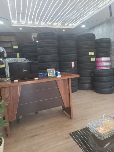 عکس لاستیک دولتی نصر