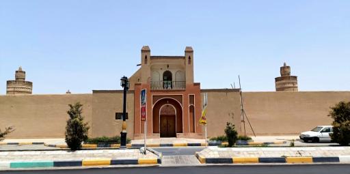 عکس ارگ شیخ بهایی (هفت برج خارون)