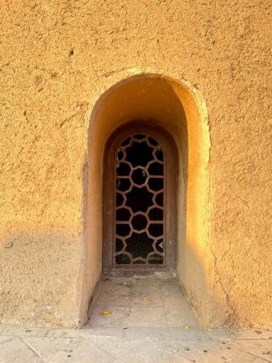 عکس ارگ شیخ بهایی (هفت برج خارون)