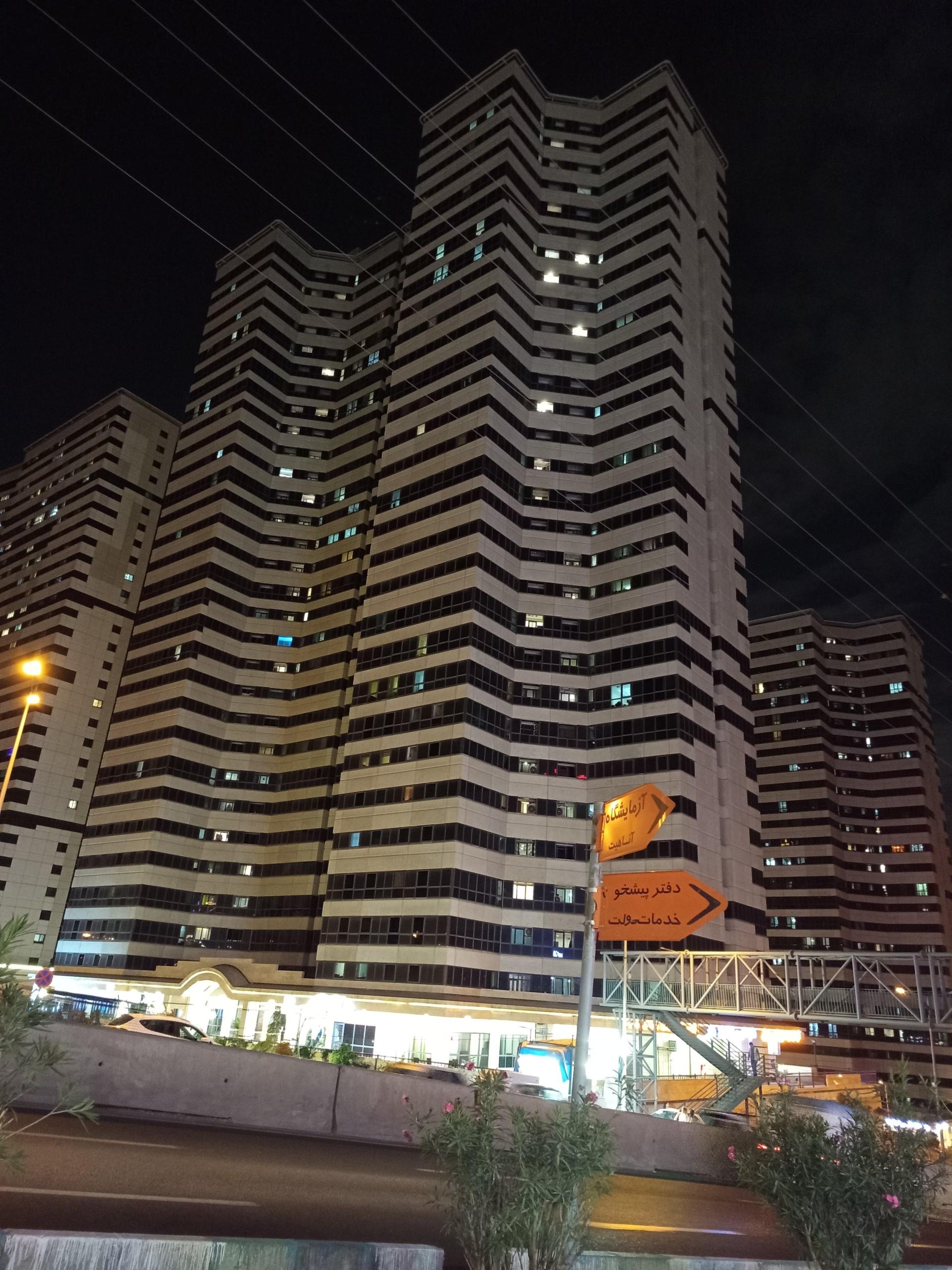 عکس برج C1