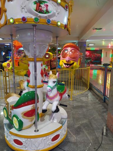 عکس شهربازی شادی تماشا