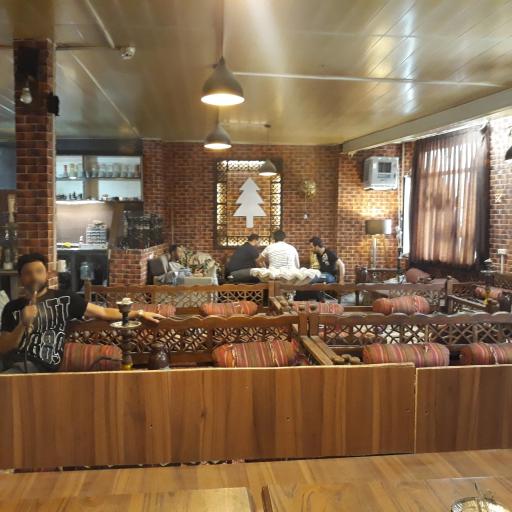 عکس کافه سنتی کاج