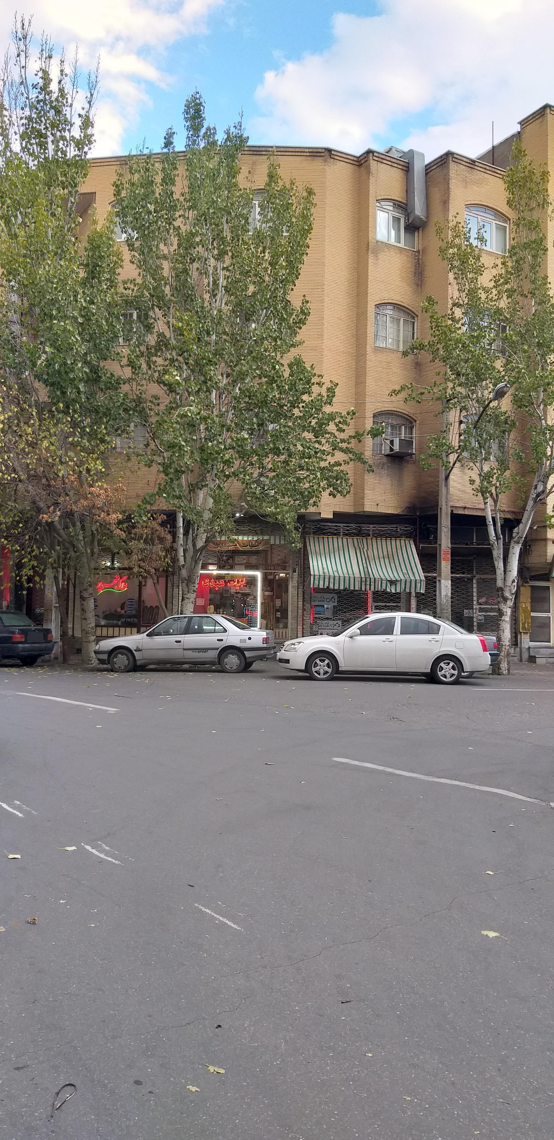 عکس لبنیات عبدی 