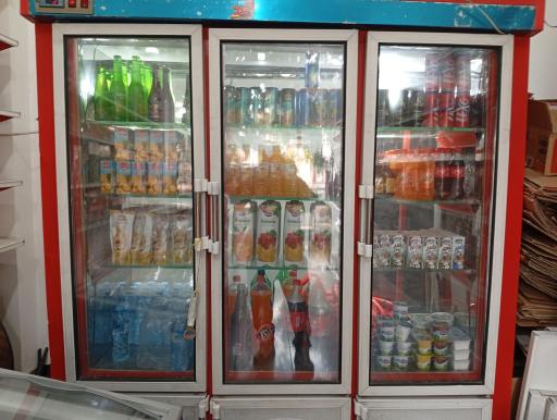 عکس سوپرمارکت خان