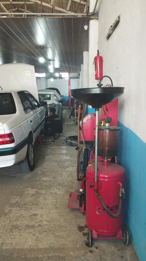 عکس کارینو تکنیک(تعمیرگاه خودرو)