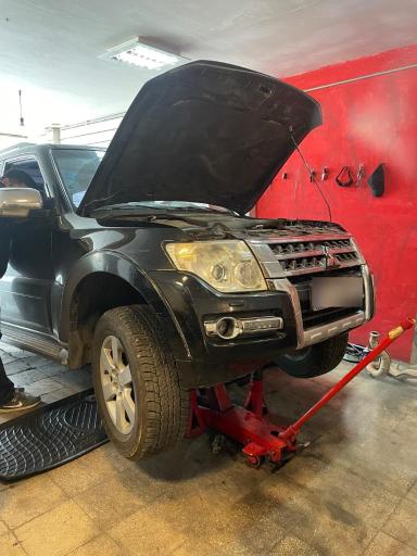 عکس تعمیرگاه آروین