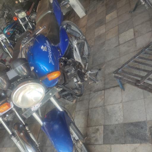 عکس نمایندگی موتور سیکلت طهماسبی