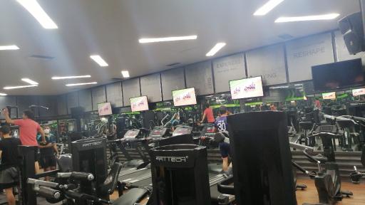 عکس باشگاه بدنسازی اهورا 