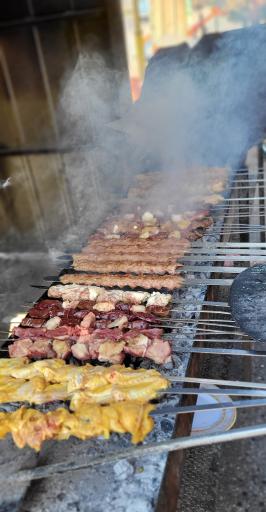 عکس کبابی برادران بطیار