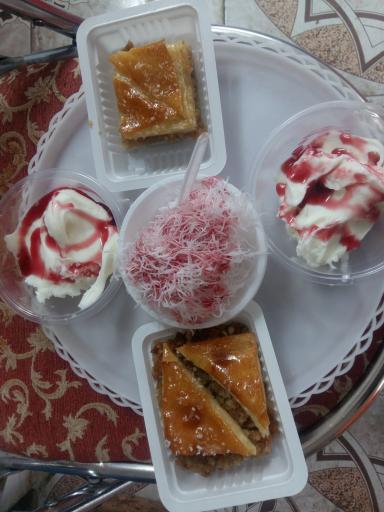 عکس بستنی محلی سرمیل