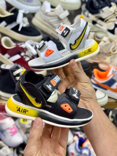 عکس کفش بچگانه نورا