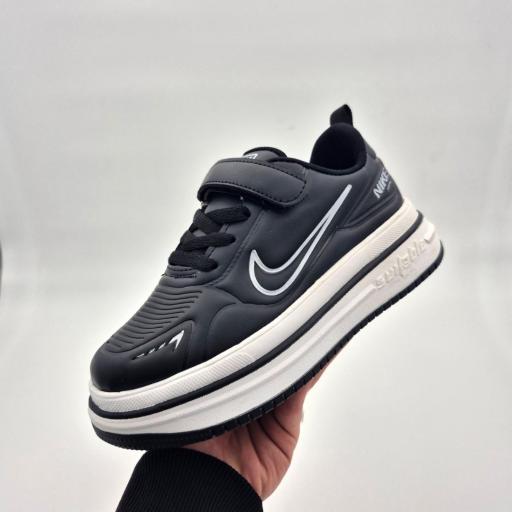 عکس کفش بچگانه نورا