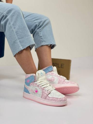 عکس کفش کتانی زنانه و بچگانه لونا