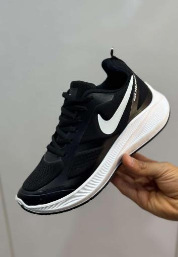 عکس کفش کتانی زنانه و بچگانه لونا