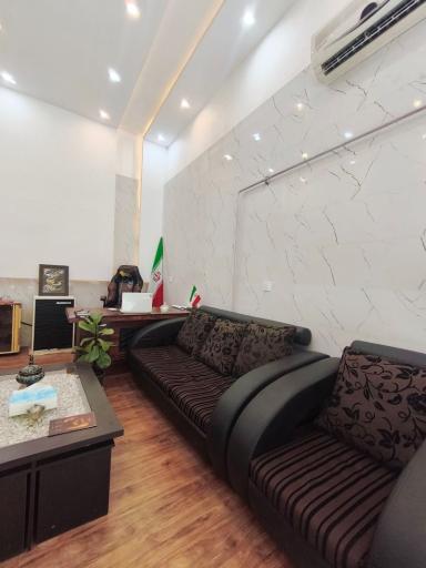 عکس دپارتمان بزرگ املاک کوثری