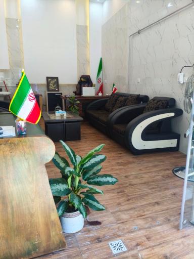 عکس دپارتمان بزرگ املاک کوثری