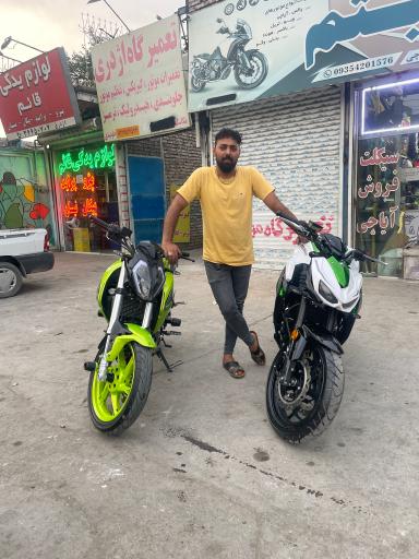 عکس لوازم یدکی و تعمیرگاه موتورسیکلت میثم