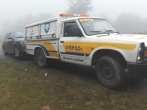 عکس امداد خودرو و جرثقیل مجتمع تعمیرگاهی باقری