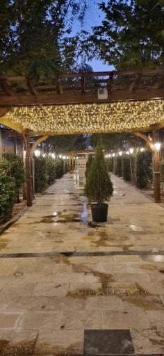عکس باغ رستوران گلوریا 