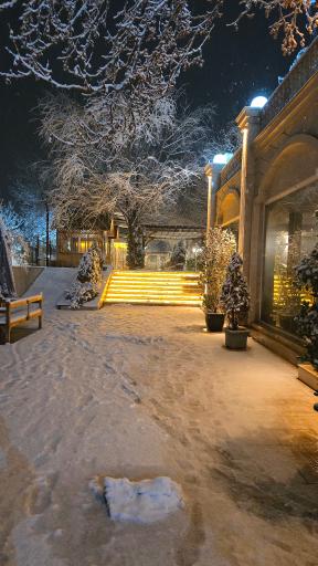 عکس باغ رستوران گلوریا 