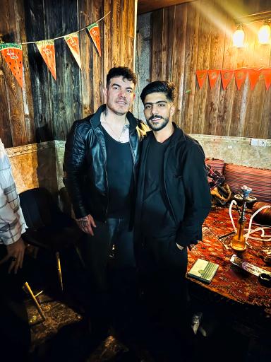 عکس سفره خانه طلاییه