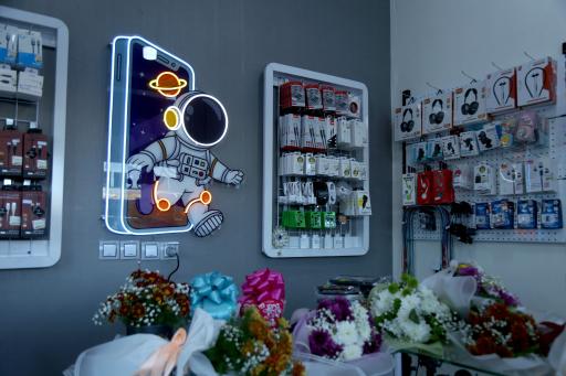 عکس گوشی فروشی 