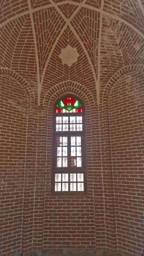 عکس مقبره فانی زنوزی