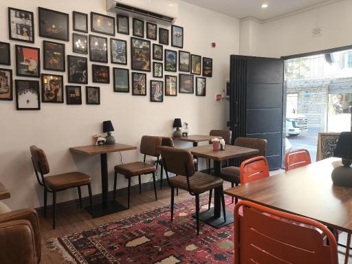 عکس کافه مهرگان