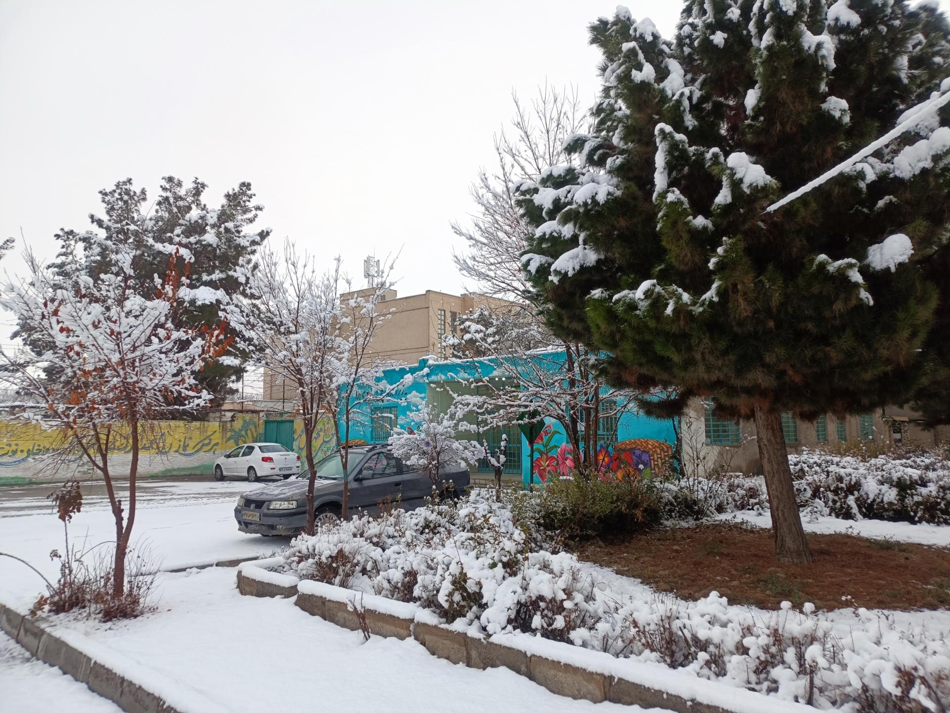 عکس هنرستان کار و دانش الغدیر قهدریجان