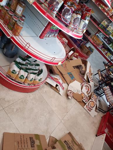 عکس فروشگاه زنجیره ای اتکا