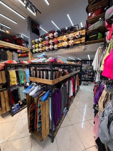 فروشگاه لوازم و پوشاک ورزشی ایران اسپورت