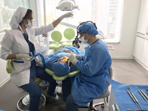 دکتر مجید رحمانی ایمپلنتولوژیست 
