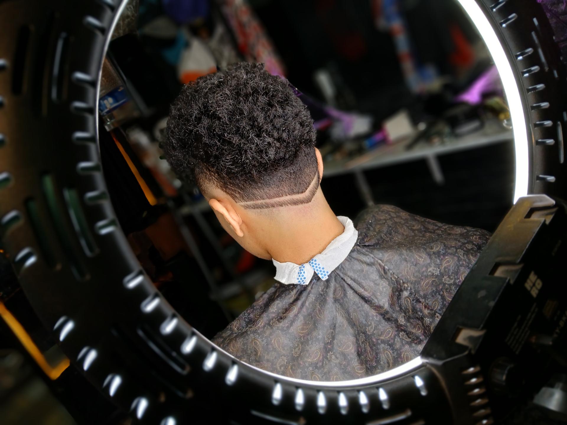 عکس آرایشگاه دانیال 