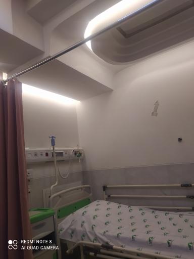 عکس بیمارستان چشم پزشکی بینا