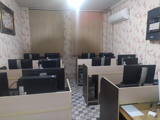 عکس آموزشگاه کامپیوتر حسابداری برنامه نویسی توانا شهرری